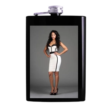 Fanny Neguesha Hip Flask