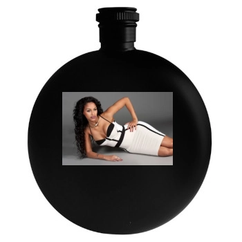 Fanny Neguesha Round Flask