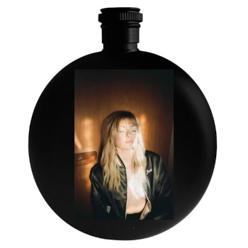 Farah Holt Round Flask