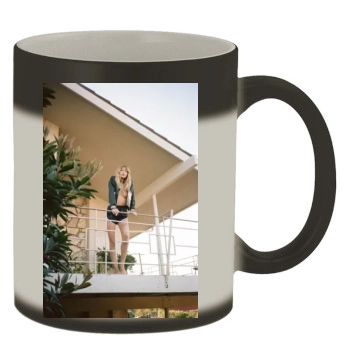 Farah Holt Color Changing Mug