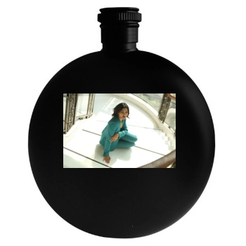 Freida Pinto Round Flask