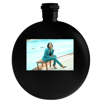 Freida Pinto Round Flask