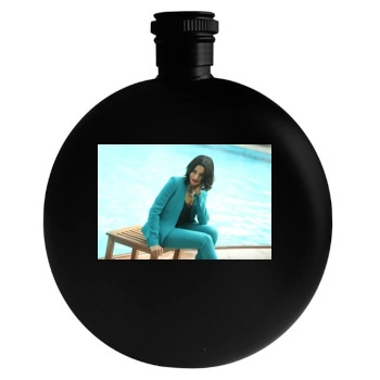 Freida Pinto Round Flask