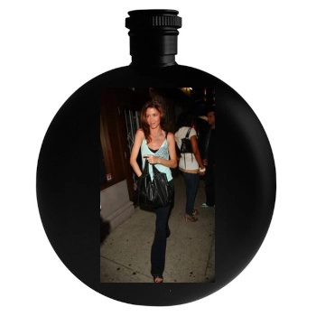 Shannon Elizabeth Round Flask