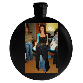 Shannon Elizabeth Round Flask