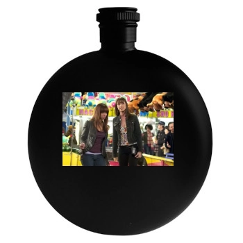 Shannon Elizabeth Round Flask