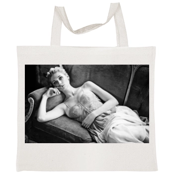 Elizabeth Debicki Tote