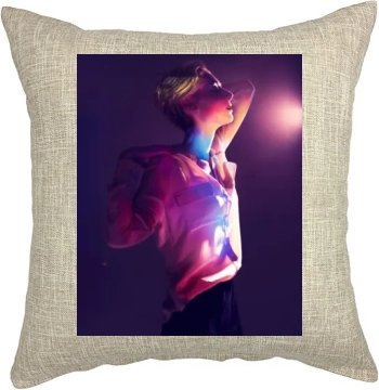 Elizabeth Debicki Pillow