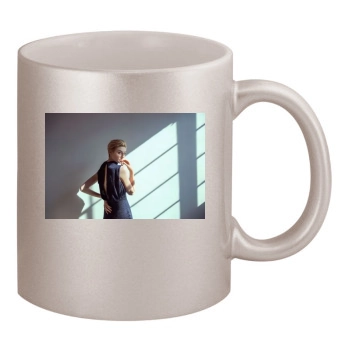 Elizabeth Debicki 11oz Metallic Silver Mug