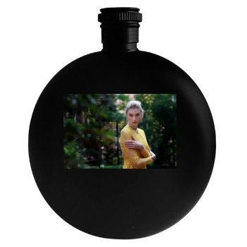 Elizabeth Debicki Round Flask