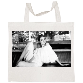 Elizabeth Debicki Tote