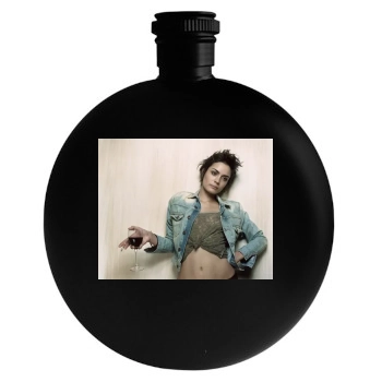 Shannyn Sossamon Round Flask