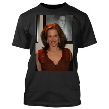 Sigourney Weaver Men's TShirt