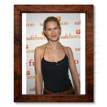 Stephanie March 14x17