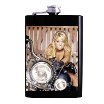 Tara Reid Hip Flask