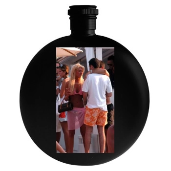 Tara Reid Round Flask