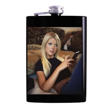 Tara Reid Hip Flask