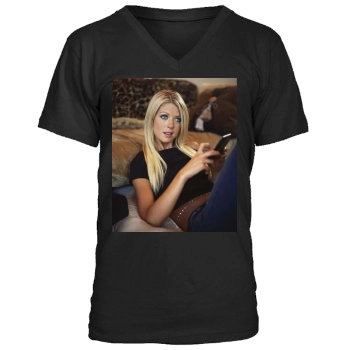 Tara Reid Men's V-Neck T-Shirt