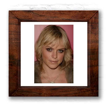 Taryn Manning 6x6