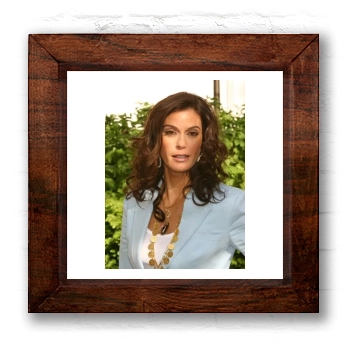 Teri Hatcher 6x6