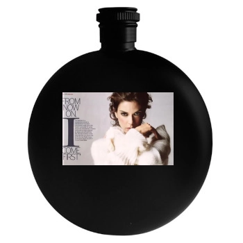 Teri Hatcher Round Flask