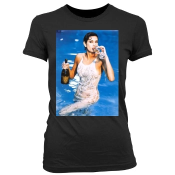 Teri Hatcher Women's Junior Cut Crewneck T-Shirt