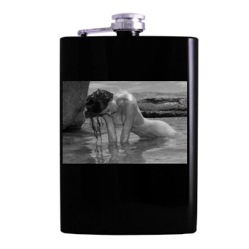 Hana Nitsche Hip Flask