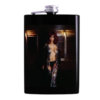 Tyra Banks Hip Flask