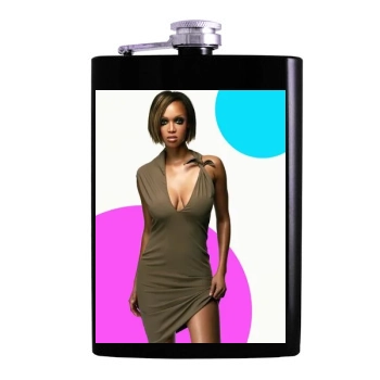 Tyra Banks Hip Flask