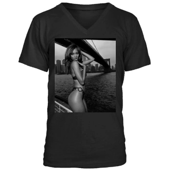 Tyra Banks Men's V-Neck T-Shirt