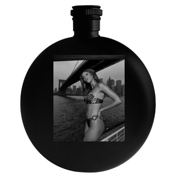 Tyra Banks Round Flask