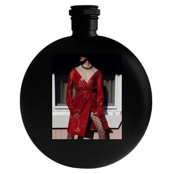 Hedvig Palm Round Flask