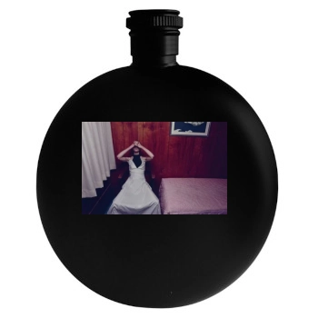 Hedvig Palm Round Flask