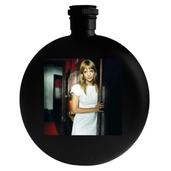 Heike Makatsch Round Flask