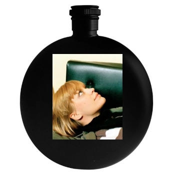 Heike Makatsch Round Flask