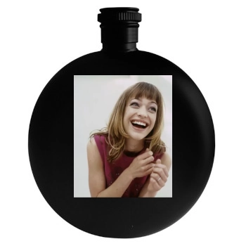 Heike Makatsch Round Flask