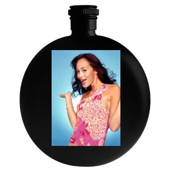 Heydi Nunez Gomez Round Flask