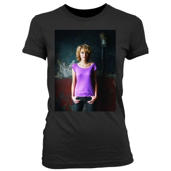 Hilarie Burton Women's Junior Cut Crewneck T-Shirt