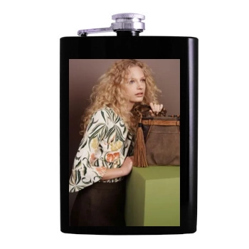 Frederikke Sofie Hip Flask