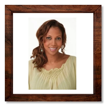 Holly Robinson Peete 12x12