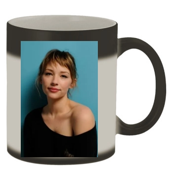 Haley Bennett Color Changing Mug