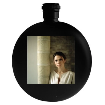 Hayley Atwell Round Flask