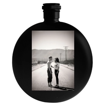 Hayley Atwell Round Flask