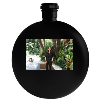 Hayley Atwell Round Flask