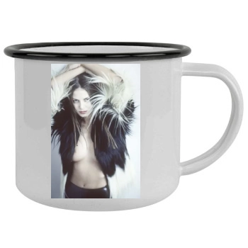 Heidi Klum Camping Mug