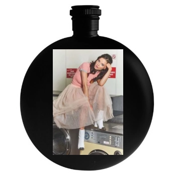 Helen Flanagan Round Flask