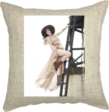 Hilary Rhoda Pillow