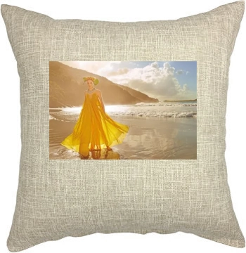 Hilary Rhoda Pillow