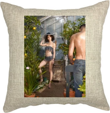 Hilary Rhoda Pillow