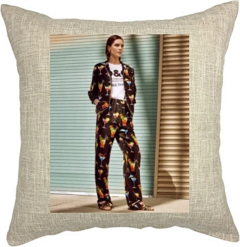 Hilary Rhoda Pillow